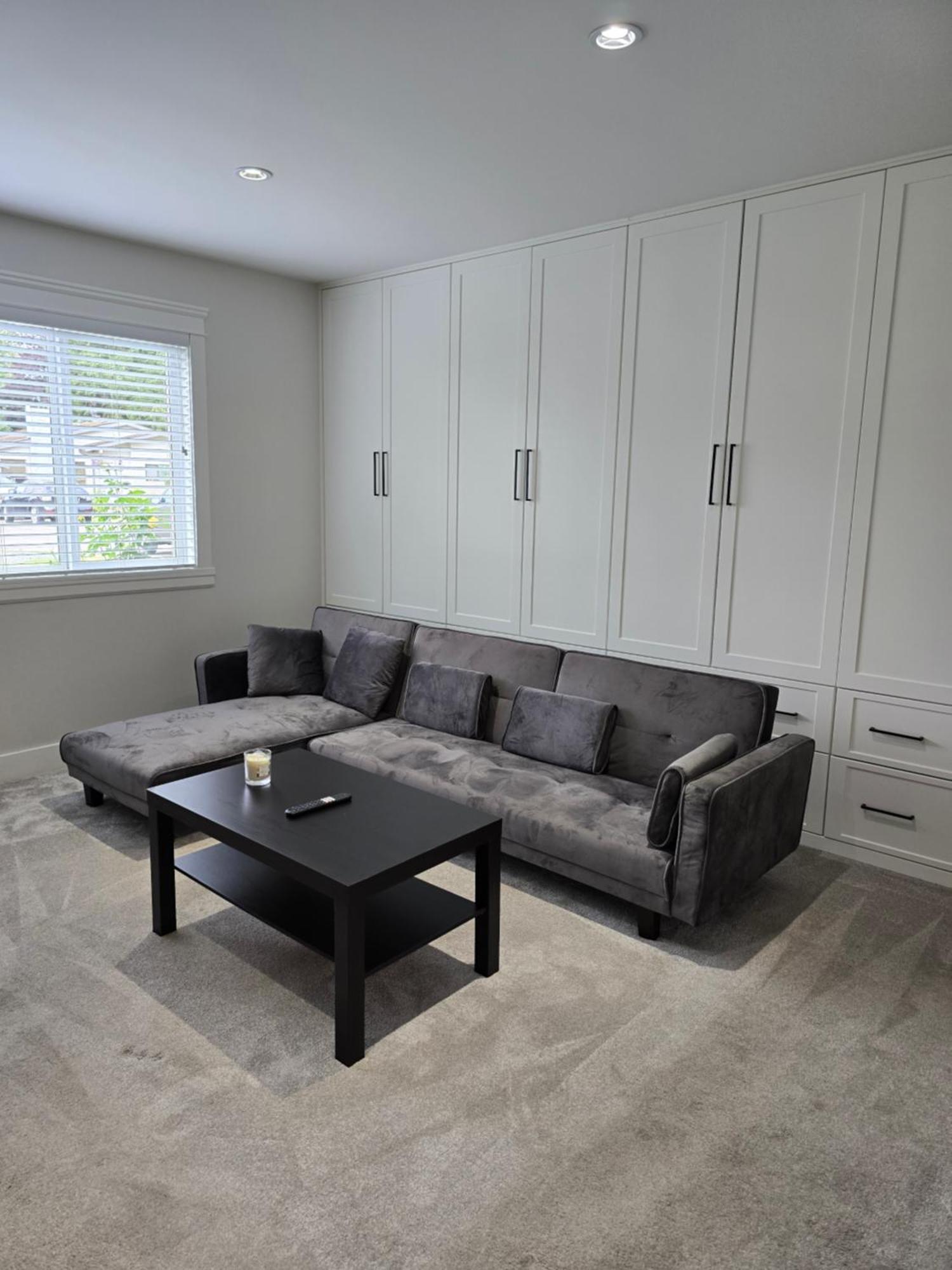 Private 1 Bedroom In Brookswood Langley Bagian luar foto